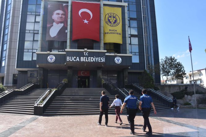 Buca Belediyesi’ne 150 milyon TL’lik borç için haciz
