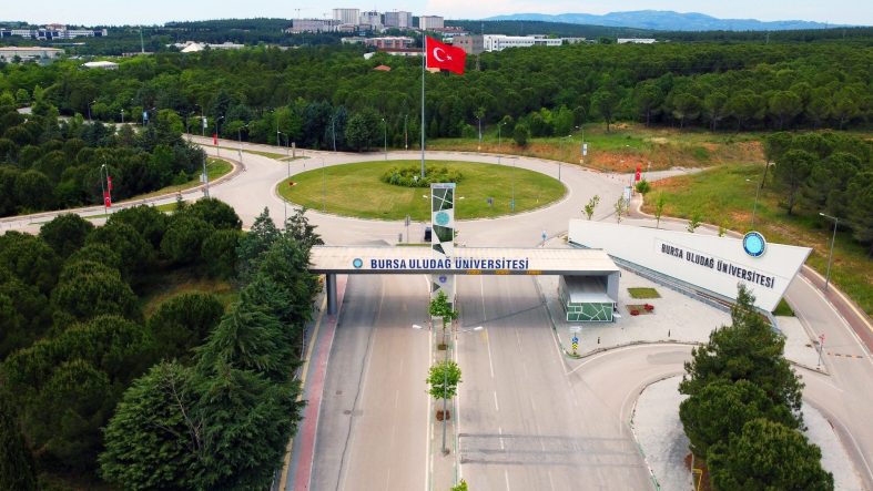 BUÜ sürdürülebilirlikte yükseldi