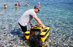 Kemer koylarında ‘Çöp Kapar’ ile temizlik