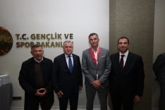 Bakan Bak, Avrupa Okul Sporları Federasyonu heyetini kabul etti