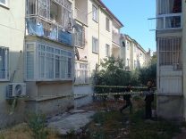 2’nci kattaki evinin balkondan düşüp yaralandı
