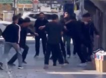 Ayakkabı mağazasında kavga; 1 yaralı