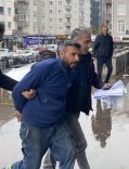 Bayrağı çöpe attı, ‘vatan hainleri’ diye paylaşım yaptı (2)