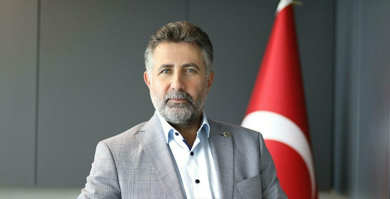 Bayraklı Belediyesi’ne operasyon: 46 gözaltı (3)