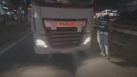 Bulgaristan’dan Türkiye’ye giriş yapan TIR’da 84 kilogram uyuşturucu ele geçirildi