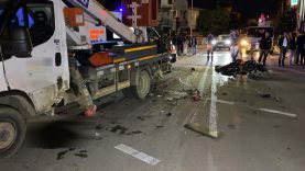 Bursa’da motosiklet ile sepetli vinç çarpıştı: 1 ölü, 1 ağır yaralı