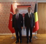 Çalışma ve Sosyal Güvenlik Bakanı Vedat Işıkhan, Belçika’da