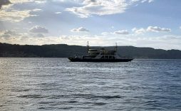 Gökçeada ve Bozcaada feribot seferlerine fırtına engeli