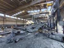 İzmir’de fabrikadaki patlamada yaralılardan biri kurtarılamadı