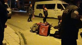 Kaçarken motosikletiyle polise çarpan sürücünün üzerinden uyuşturucu hap çıktı
