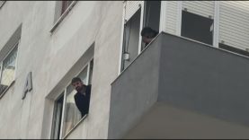 Kadıköy’de 8 katlı binada yangın; mahsur kalanlar var -1