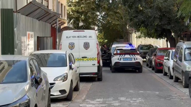 Kadıköy’de inşaattan düşen işçi öldü