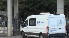 Kaşif Kozinoğlu’nun mezarından alınan örnekler yeniden kabrine konuluyor -1