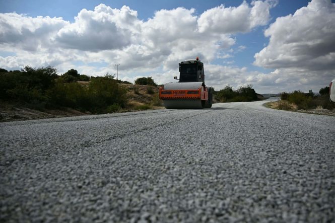 Kula’da 35 kilometrelik asfalt mesaisi