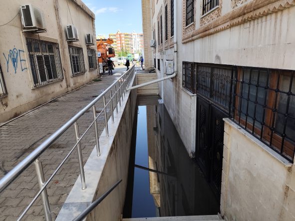 Mardin’de sağanak hayatı olumsuz etkiledi