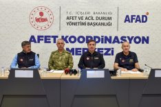 Mehmetçik’ten ‘deprem tatbikatı’