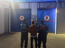 Nevşehir’de 30 ayrı suçtan aranan şüpheli, çaldığı motosikletle yakalandı
