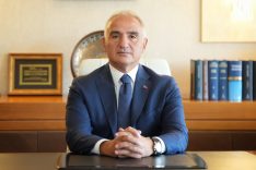 Prof. Dr. Erünsal’ın bağışladığı 525 eserlik koleksiyon, dijital erişime açıldı