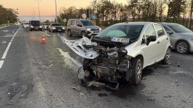 Tekirdağ’da iki otomobil çarpıştı; 5 yaralı