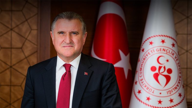 Trabzonlu gençler TEKNOFEST’te İHA şampiyonu oldu