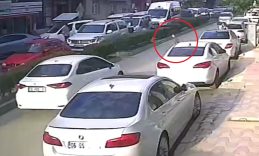 Yola çıkan çocuk, kazaya neden oldu