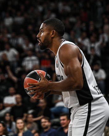 besiktas-valencia-basket-94-96-nuFhpKv4.jpg